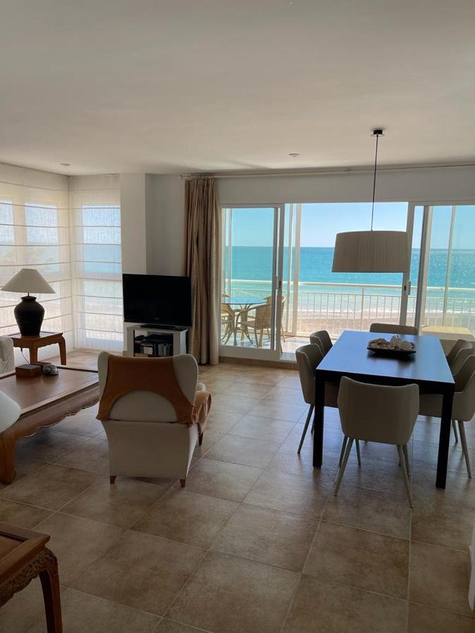 Frente Al Mar Apartment Burriana Bagian luar foto