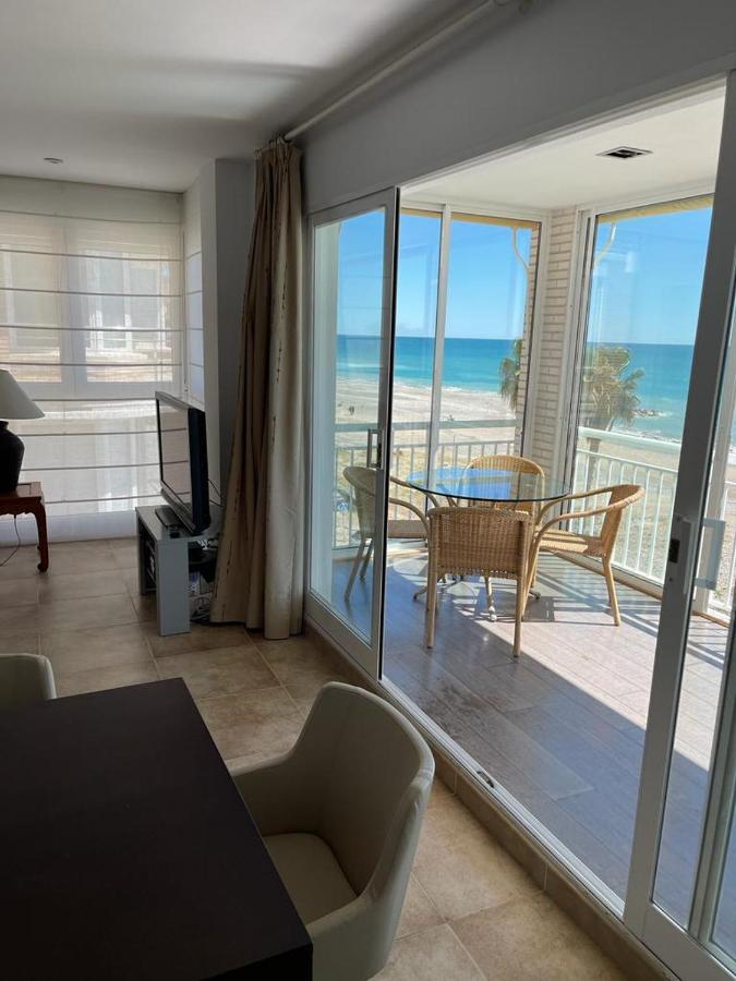 Frente Al Mar Apartment Burriana Bagian luar foto